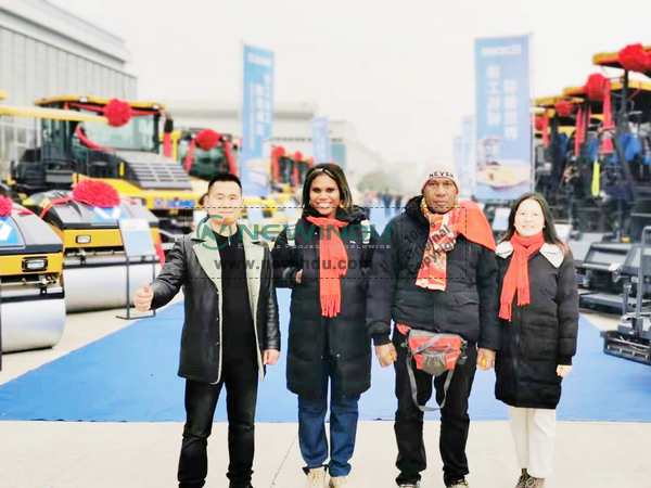 Papua New Guinea Clients Visited NEWINDU Office and XCMG Factory