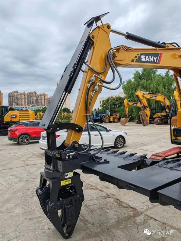 Warmly Congratulate The First Batch of SANY Crawler Excavators Delivered To Clients In Anhui!