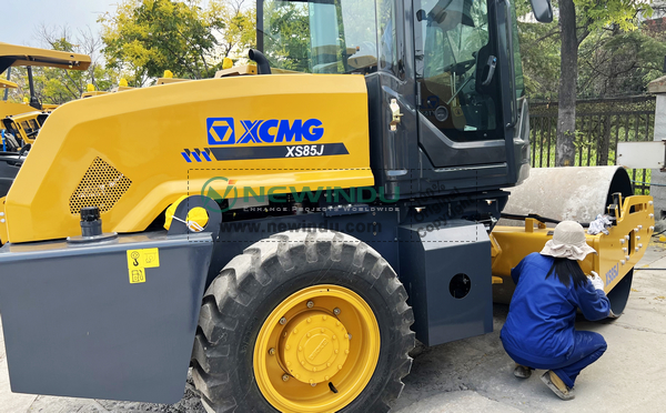 XCMG XS85J Road Roller