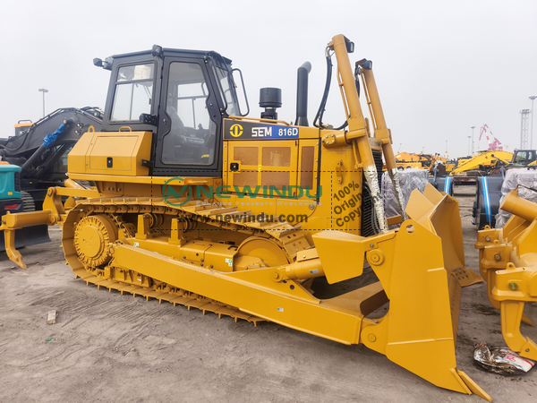 SEM SEM816D Bulldozer