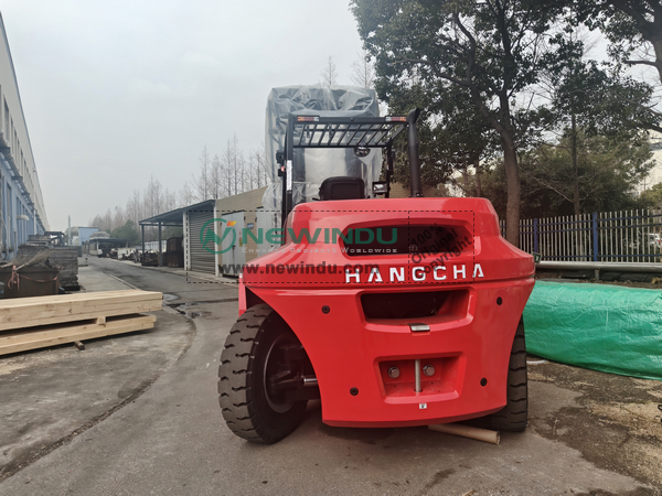 Guatemala - 1 Unit HANGCHA CPQYD55 & 1 CPCD140 Forklift