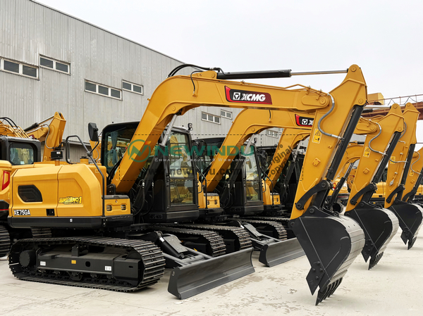 Australia Clients Visited NEWINDU Office & XCMG Factory