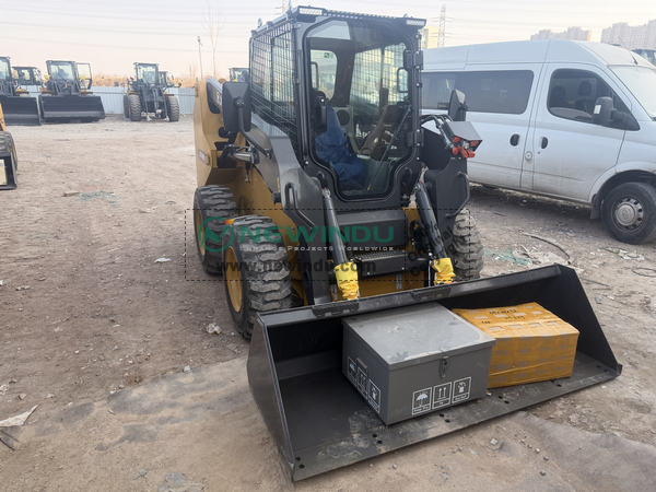XCMG XC760K Skid Steer Loader