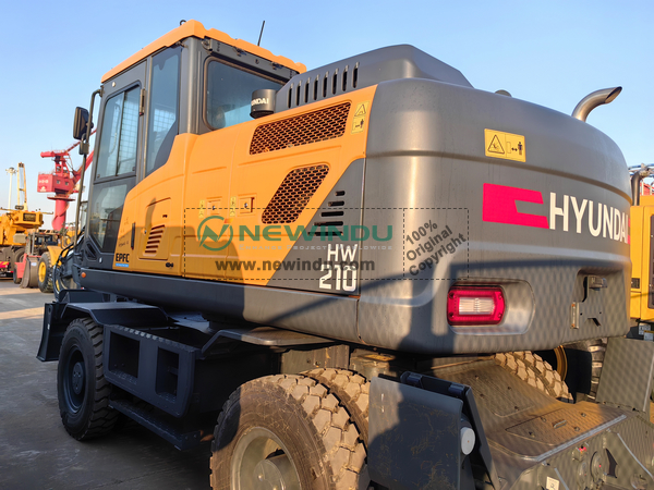 HYUNDAI HW210 Excavator