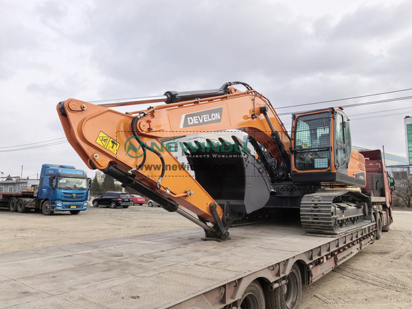 DEVELON Excavator DX220LCA-2N
