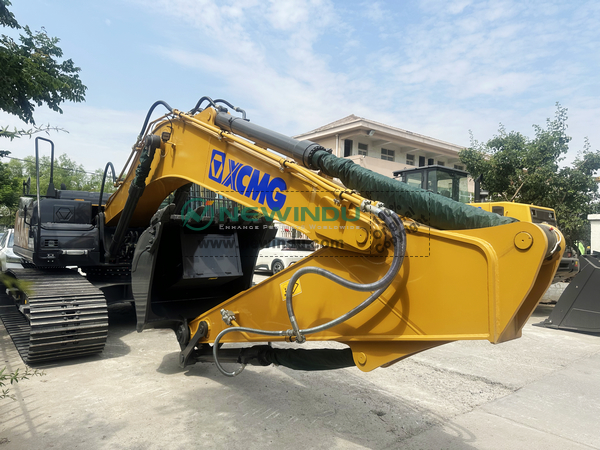 XCMG XE215C Excavator