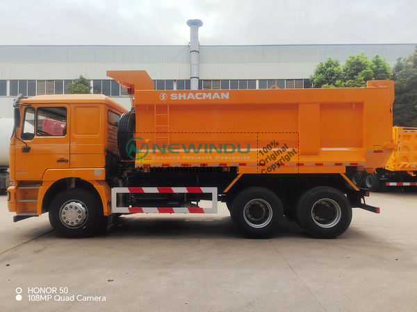 SHACMAN F2000 Dump Truck