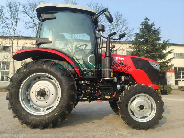 LUTONG LTB704 Agriculture Tractor